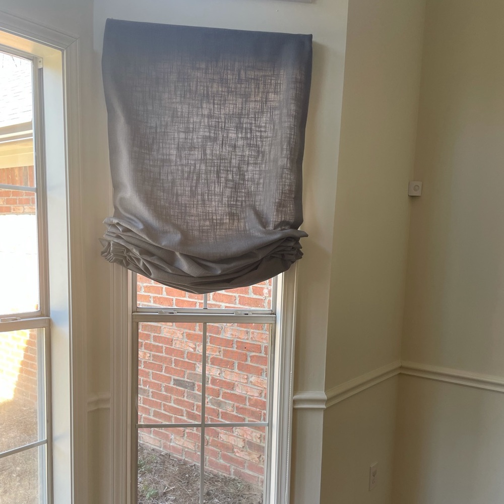 Relaxed Roman Shades Set